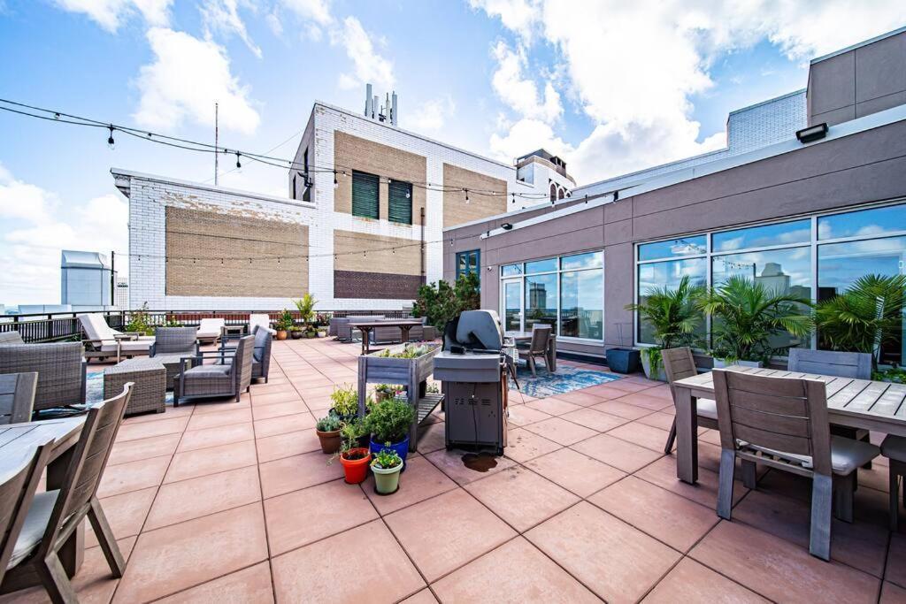 Ferienwohnung 2Br Unit In The Heart Of Dt On Playhouse Square, With Pool And Gym Access-1106 Cleveland Exterior foto