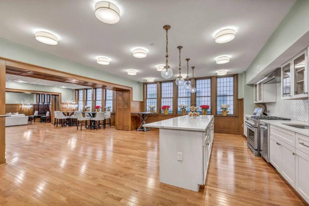 Ferienwohnung 2Br Unit In The Heart Of Dt On Playhouse Square, With Pool And Gym Access-1106 Cleveland Exterior foto