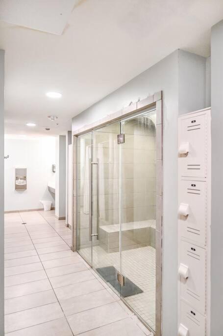 Ferienwohnung 2Br Unit In The Heart Of Dt On Playhouse Square, With Pool And Gym Access-1106 Cleveland Exterior foto