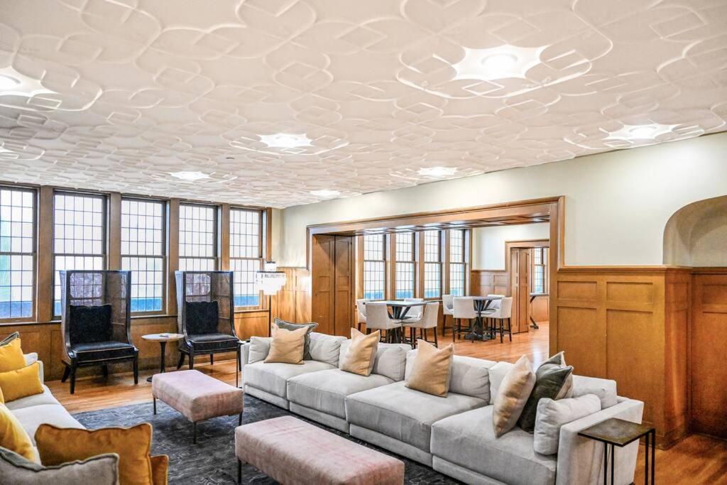 Ferienwohnung 2Br Unit In The Heart Of Dt On Playhouse Square, With Pool And Gym Access-1106 Cleveland Exterior foto