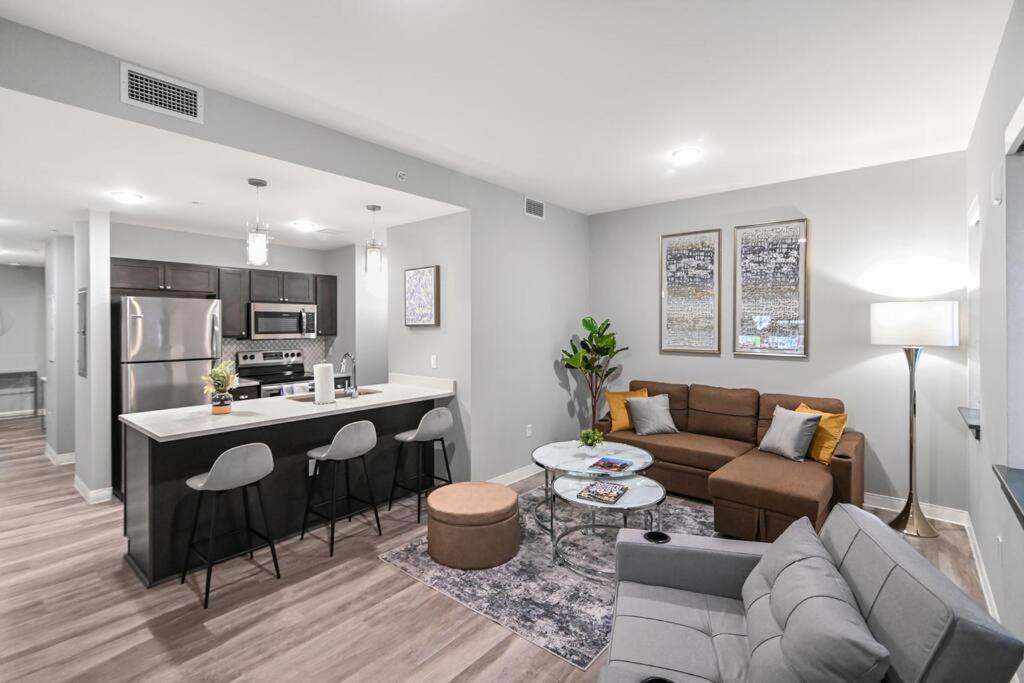 Ferienwohnung 2Br Unit In The Heart Of Dt On Playhouse Square, With Pool And Gym Access-1106 Cleveland Exterior foto